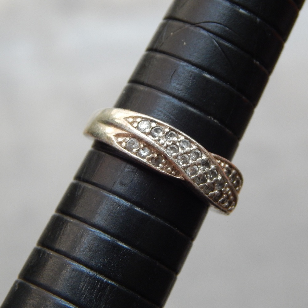 Sterling silver twisty ring size 5 3/4 - Picture 2 of 5